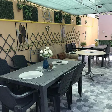 بيت ضيافة Casa Tomita