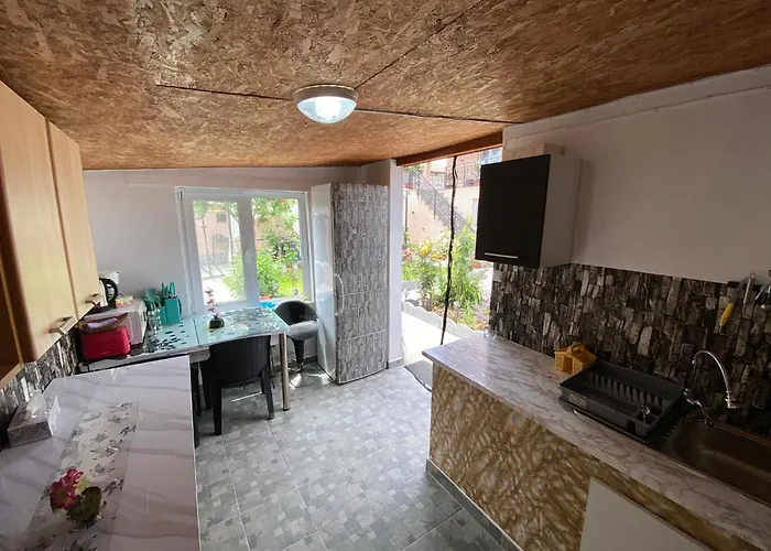 Casa Tomita * دووا مايْ