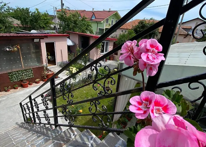 Casa Tomita بيت ضيافة