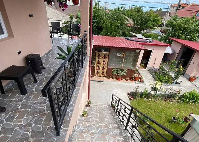 Casa Tomita بيت ضيافة