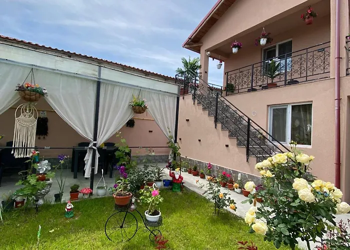 Casa Tomita بيت ضيافة