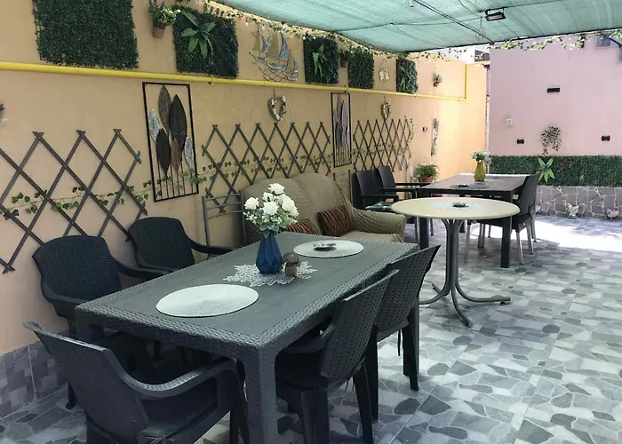 بيت ضيافة Casa Tomita