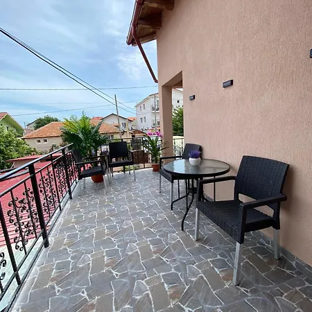 Casa Tomita Gasthuis *